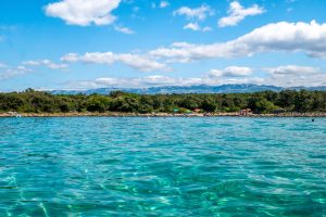 Private transfer from Split airport to Novalja