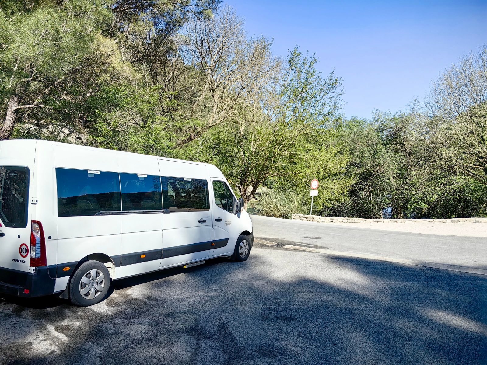Split Airport Minibus Hire