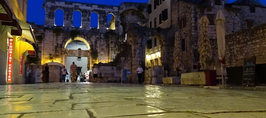 Private Transfer from Split to Baška Voda